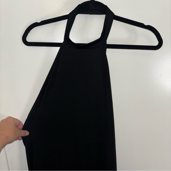 YOINS Black Pleated Halter Maxi Gown - Picture 1 of 9